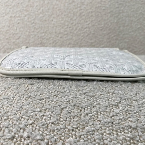 Authentic Goyard Goyradine Coated Canvas Plumet Bag - Picture 9 of 16